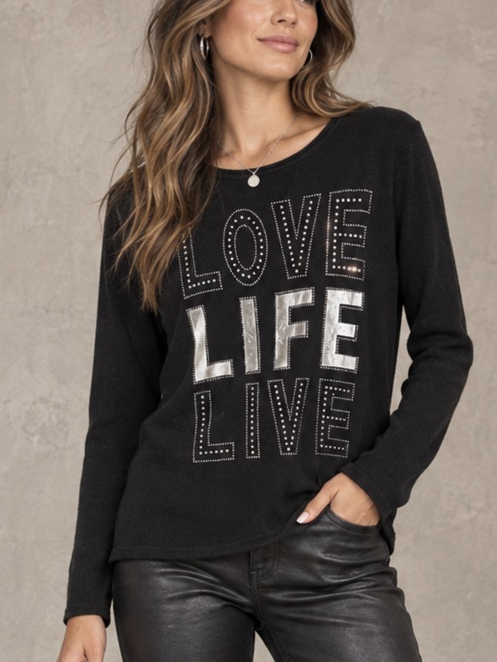 Goa Black Rhinestone Love Life Live Graphic Long Sleeve Top M